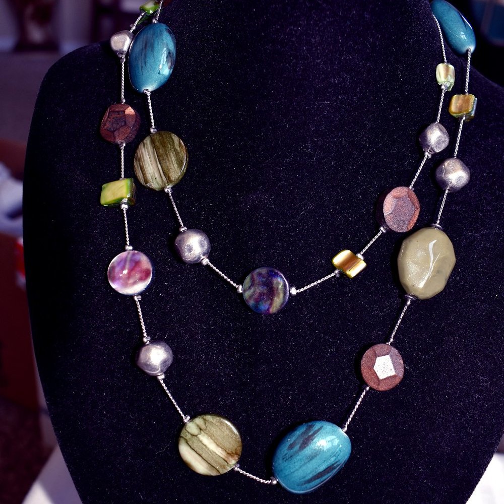 STONE NECKLACE